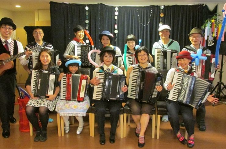 代表と生徒の写真